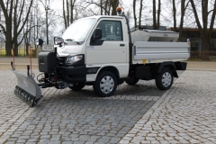 Winterdienstfahrzeuge_Piaggio_Porter_4x4_SnowStriker_Modell_2018_Hesse_Winterdiensttechnik8